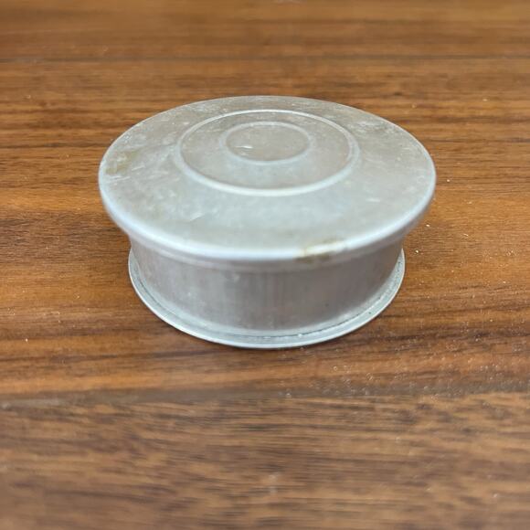 Vintage Aluminum Collapsible Telescoping Travel Cup With Lid WWI-WWII - Picture 1 of 9